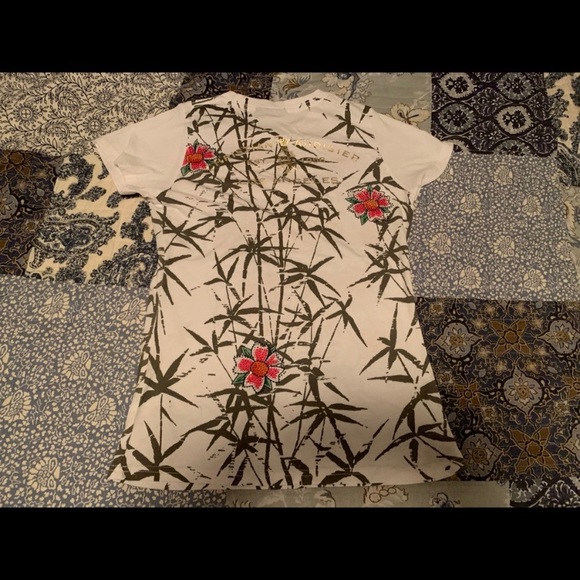 NWOT Christian Audigier Shirt. - Picture 3 of 3